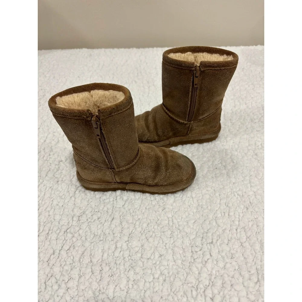 Bearpaw 8 Brown‎ Suede Winter Boots Girls Casual Cozy